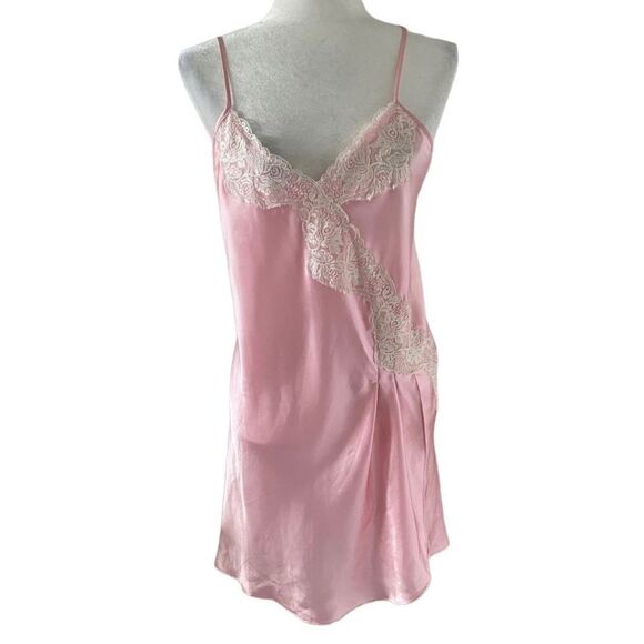 Studio Donatella Woman’s Pink Lace Lingerie SZ L - Picture 1 of 14